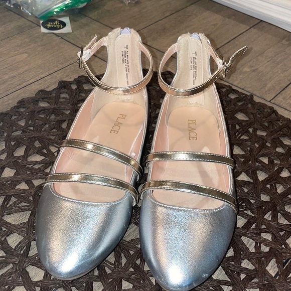 The Children's Place Other - The Children's Place -Child Strap Ballet Flat Size 2